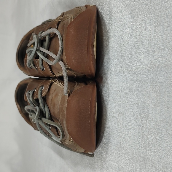 Keen Newport Boat Shoes Leather 1002901 Mens Size 8.5 Lace Up Sneakers Tan Brown - Picture 3 of 7